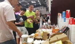 珠海餐饮爆料事件最新,揭露后厨黑幕，食品安全再引关注