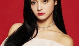 娱乐圈爆料何超莲,豪门千金与娱乐圈小生的甜蜜邂逅