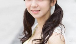 网红农村女孩吃瓜图片高清,网红农村女孩的田园美食之旅