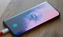 曝iqooo13最新爆料,性能与设计双升级，引领手机市场新潮流！